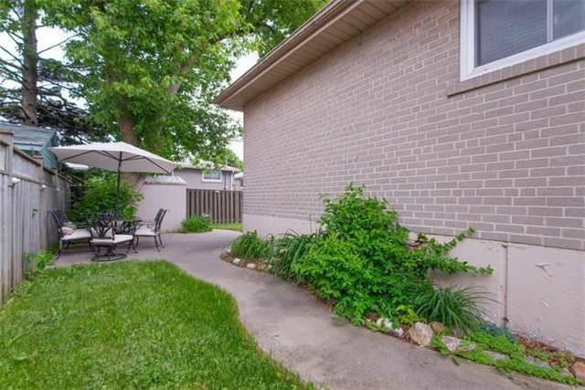 815 Zator Ave, House semidetached with 3 bedrooms, 2 bathrooms and 4 parking in Pickering ON | Image 13