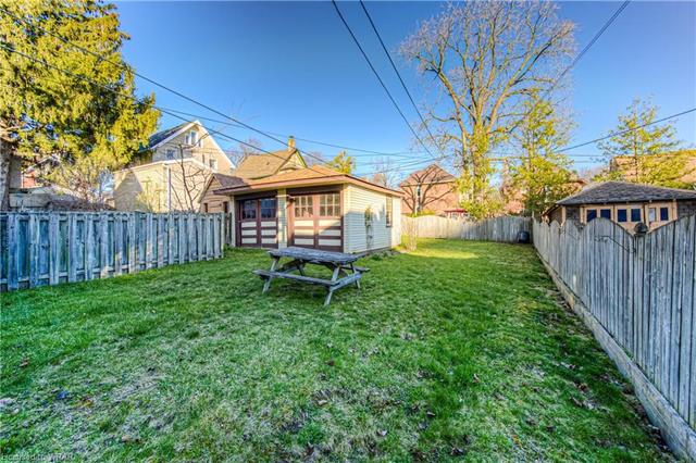 23 Cameron Street N, House detached with 3 bedrooms, 1 bathrooms and 4 parking in Kitchener ON | Image 30