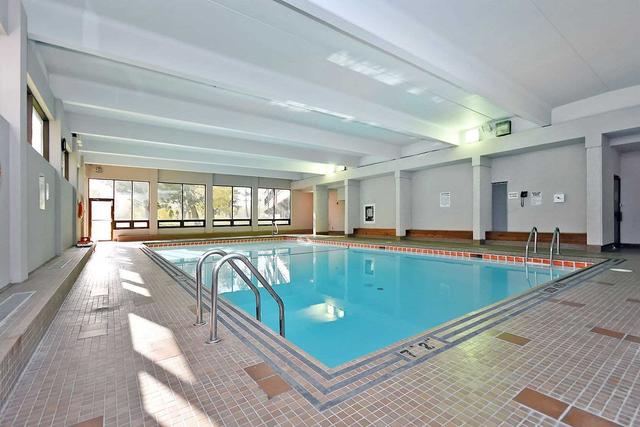 412 - 11 Wincott Dr, Condo with 3 bedrooms, 2 bathrooms and 2 parking in Toronto ON | Image 9