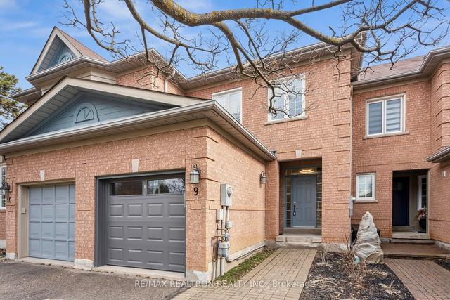 9 - 2 Mary Gapper Cres, Townhouse with 3 bedrooms, 4 bathrooms and 2 parking in Richmond Hill ON | Image 12