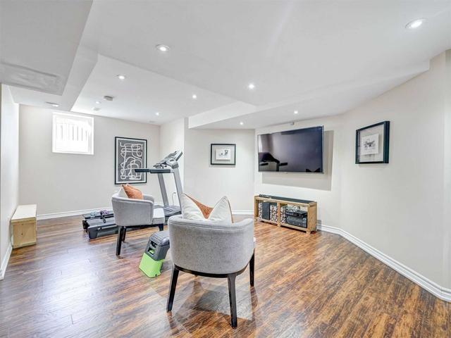 1604 Hampshire Cres, House detached with 4 bedrooms, 4 bathrooms and 6 parking in Mississauga ON | Image 25