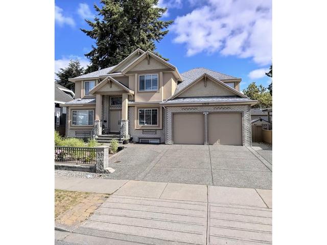 13033 60a Avenue, House detached with 8 bedrooms, 6 bathrooms and 6 parking in Surrey BC | Card Image