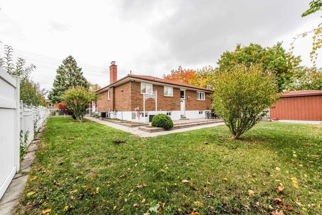 7 Old Burnhamthorpe Rd, House detached with 3 bedrooms, 2 bathrooms and 8 parking in Toronto ON | Image 28