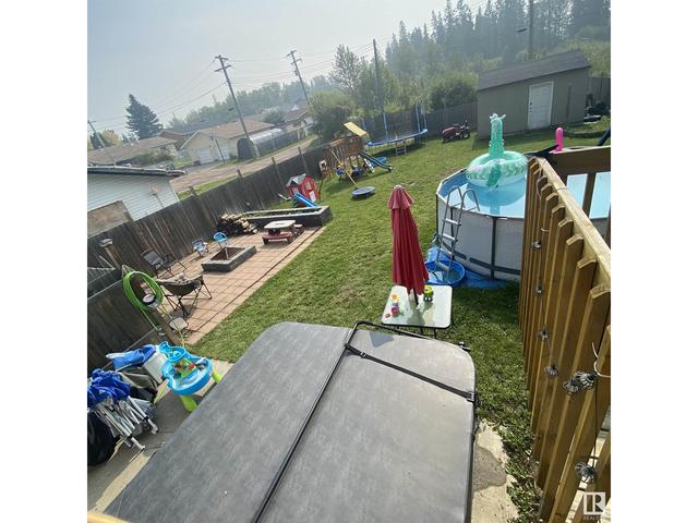 5311 49 Av, House detached with 4 bedrooms, 2 bathrooms and 3 parking in Glendon AB | Image 23