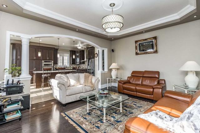 155 Bellchase Tr, House detached with 4 bedrooms, 5 bathrooms and 6 parking in Brampton ON | Image 6