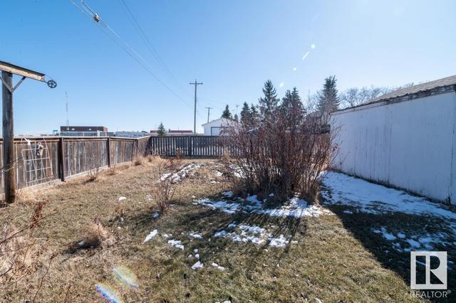 4804 57 Av, House detached with 5 bedrooms, 2 bathrooms and null parking in Tofield AB | Image 30