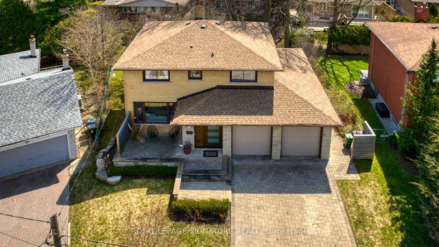 31 Woodthrush Crt, House detached with 4 bedrooms, 4 bathrooms and 6 parking in Toronto ON | Image 33