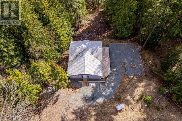 7430 Crowfoot Drive, House detached with 3 bedrooms, 1 bathrooms and null parking in Columbia Shuswap F BC | Image 26