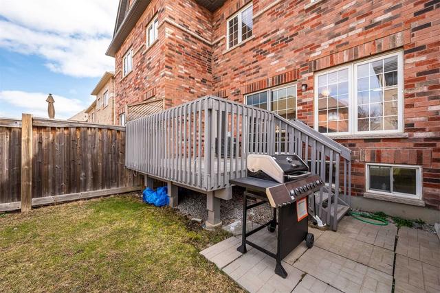 156 Wardlaw Pl, House attached with 3 bedrooms, 4 bathrooms and 2 parking in Vaughan ON | Image 25