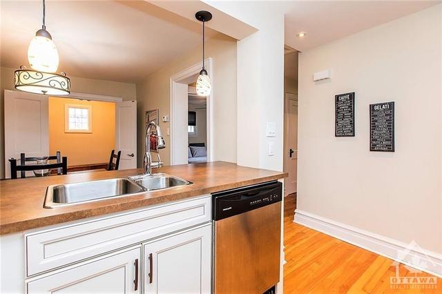 9 Ella Street, Condo with 2 bedrooms, 1 bathrooms and null parking in Ottawa ON | Image 16