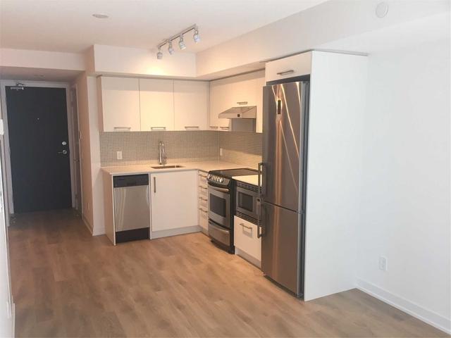 1001 - 87 Peter St, Condo with 1 bedrooms, 1 bathrooms and 0 parking in Toronto ON | Image 9