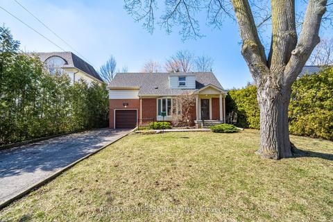 42 Chestnut Hills Pkwy, House detached with 3 bedrooms, 2 bathrooms and 4 parking in Toronto ON | Card Image