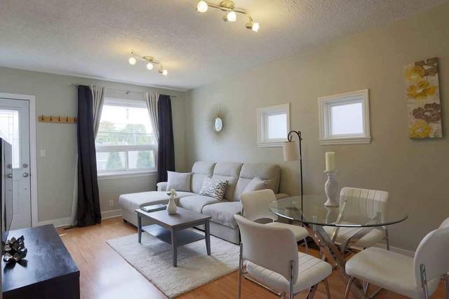 578 Warden Ave, House detached with 3 bedrooms, 2 bathrooms and 5 parking in Toronto ON | Image 12
