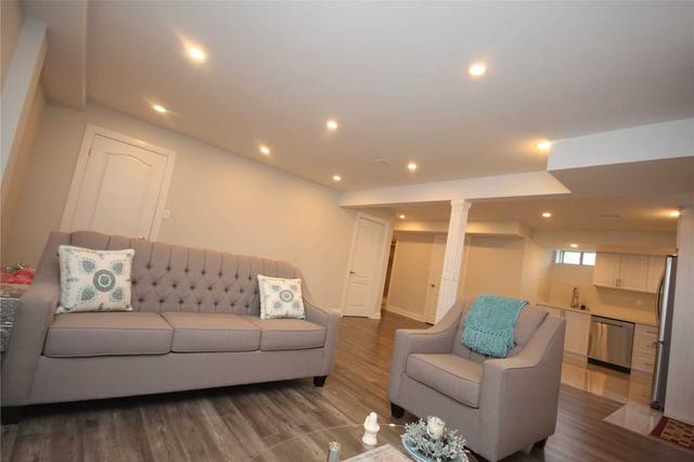 43 Algoma Dr, House detached with 1 bedrooms, 1 bathrooms and 1 parking in Vaughan ON | Image 20