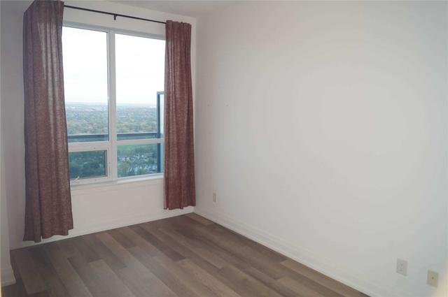ph101 - 7165 Yonge St, Condo with 1 bedrooms, 1 bathrooms and 1 parking in Markham ON | Image 2