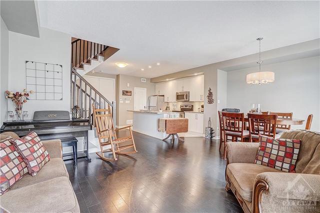 115 Chaperal Private, Townhouse with 2 bedrooms, 2 bathrooms and 2 parking in Ottawa ON | Image 13
