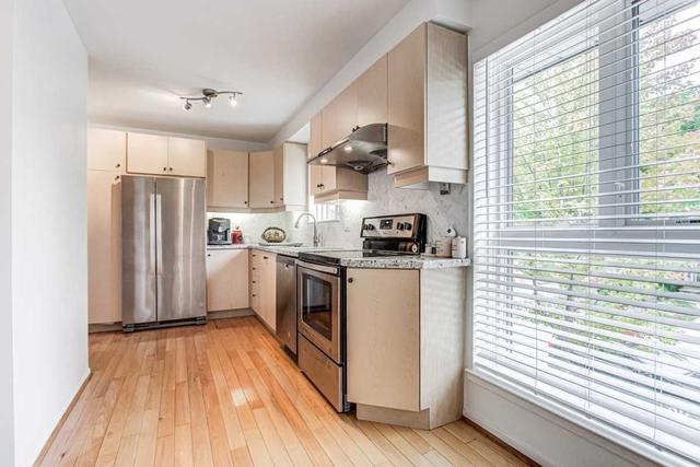134 Scenic Millway, Townhouse with 3 bedrooms, 3 bathrooms and 2 parking in Toronto ON | Image 11