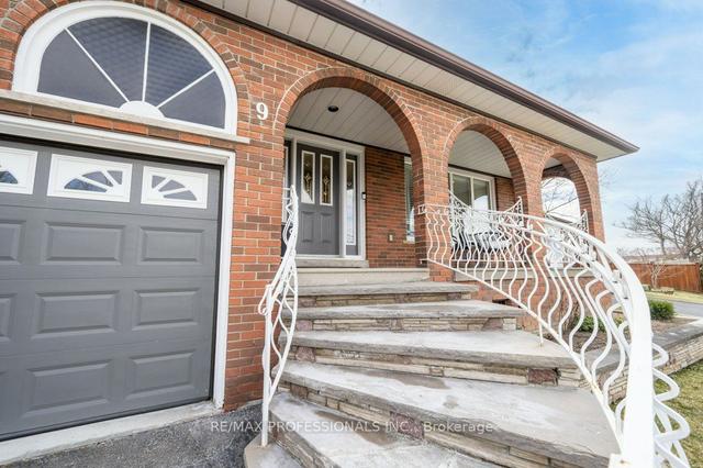 9 Dunreo Dr, House detached with 3 bedrooms, 2 bathrooms and 6 parking in Toronto ON | Image 23