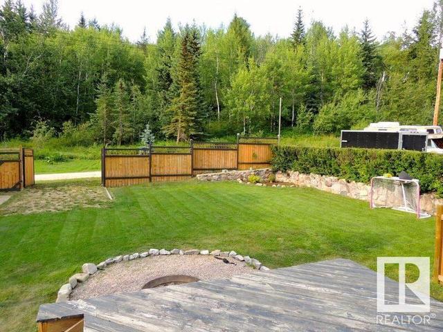 55 Crescent Dr, House detached with 4 bedrooms, 2 bathrooms and null parking in Woodlands County AB | Image 6