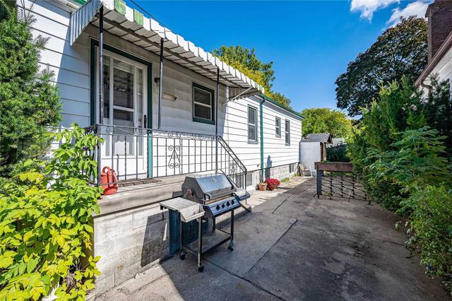 129 Bowman St, House detached with 3 bedrooms, 2 bathrooms and 4 parking in Hamilton ON | Image 29