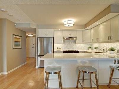 301 - 15 Stafford St, Condo with 2 bedrooms, 2 bathrooms and 1 parking in Toronto ON | Image 3