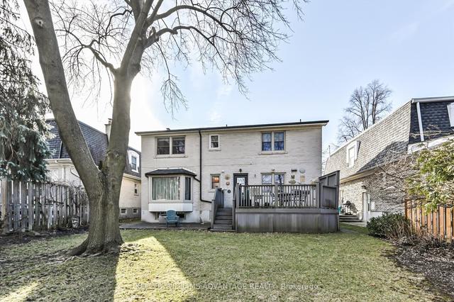 35 Knollview Cres, House detached with 4 bedrooms, 3 bathrooms and 6 parking in Toronto ON | Image 25