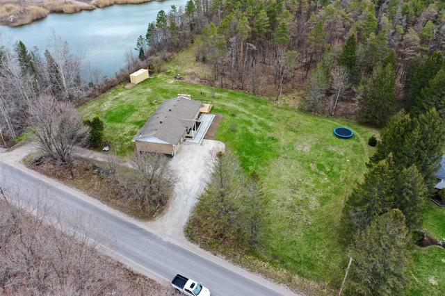 521 Scarlett Line, House detached with 3 bedrooms, 2 bathrooms and 11 parking in Oro Medonte ON | Image 26