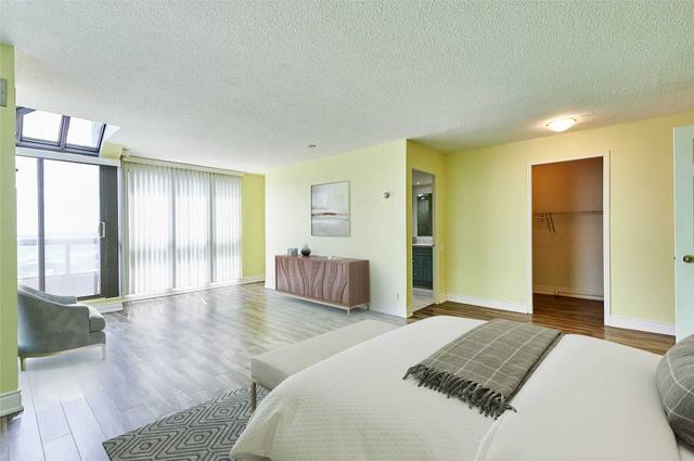 ph 5 - 3 Concorde Pl, Condo with 3 bedrooms, 3 bathrooms and 2 parking in Toronto ON | Image 21