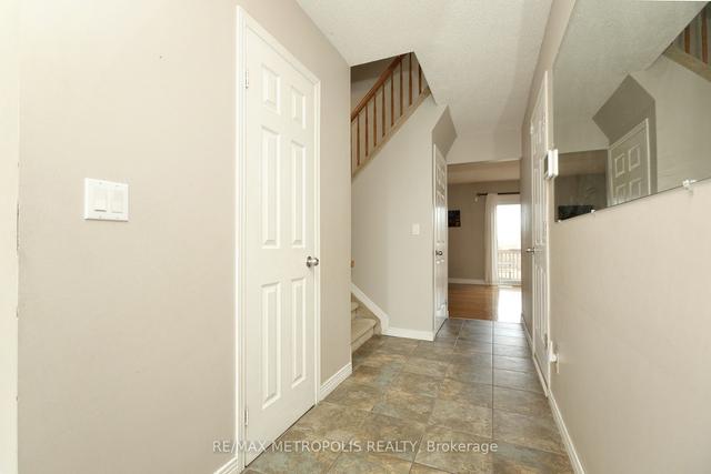 812 Cataraqui Woods Dr, House detached with 3 bedrooms, 3 bathrooms and 3 parking in Kingston ON | Image 34