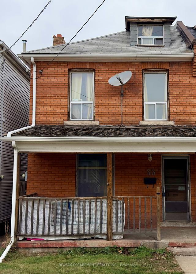 33 Shaw St, House semidetached with 3 bedrooms, 2 bathrooms and 1 parking in Hamilton ON | Image 5