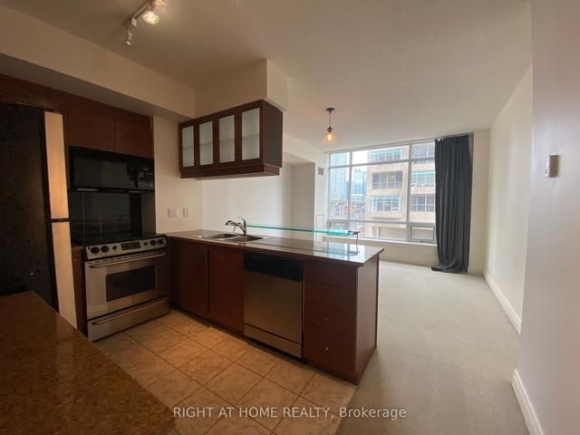 308e - 500 Queens Quay W, Condo with 1 bedrooms, 1 bathrooms and 1 parking in Toronto ON | Image 1