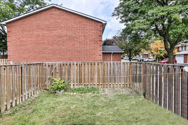 84 Harris Way, Townhouse with 3 bedrooms, 2 bathrooms and 2 parking in Markham ON | Image 15