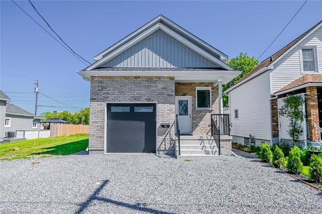 46 Chestnut Street, House detached with 4 bedrooms, 3 bathrooms and 3 parking in Port Colborne ON | Image 1