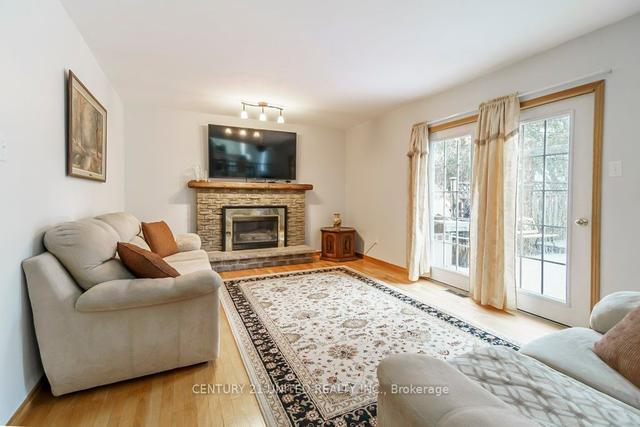 2276 Woodglade Blvd W, House detached with 3 bedrooms, 4 bathrooms and 6 parking in Peterborough ON | Image 22