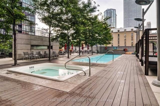 3903 - 110 Charles St E, Condo with 1 bedrooms, 1 bathrooms and 1 parking in Toronto ON | Image 24