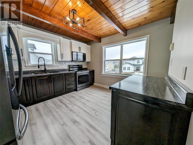 5 - 7 Carriage Lane, House other with 6 bedrooms, 3 bathrooms and null parking in Corner Brook NL | Image 14