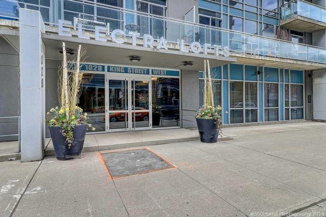 806 - 1029 King St W, Condo with 2 bedrooms, 2 bathrooms and 1 parking in Toronto ON | Image 1