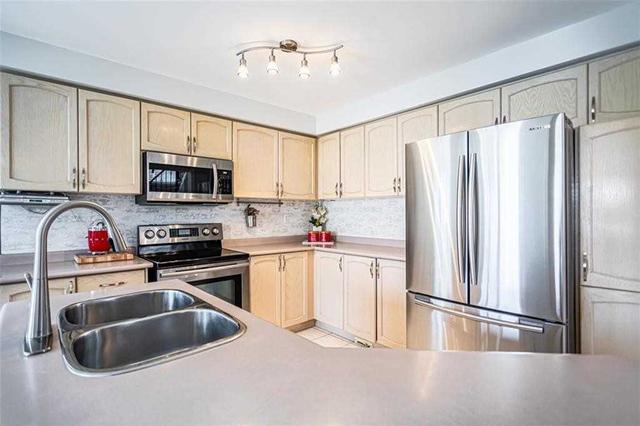 553 Phoebe Cres, House detached with 3 bedrooms, 4 bathrooms and 4 parking in Burlington ON | Image 40