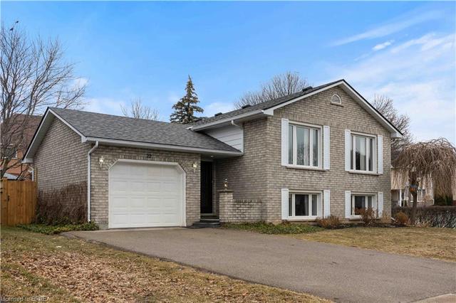 22 Blackfriar Lane, House detached with 4 bedrooms, 2 bathrooms and 3 parking in Brantford ON | Image 3
