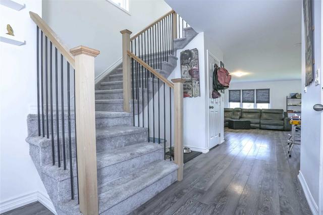98 Brennan Cres, House detached with 3 bedrooms, 3 bathrooms and 2 parking in Loyalist ON | Image 21