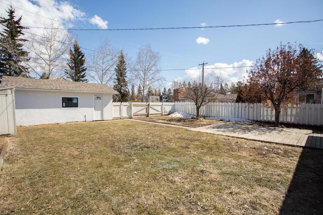 3313 44a Avenue, House detached with 4 bedrooms, 3 bathrooms and 4 parking in Red Deer AB | Image 26