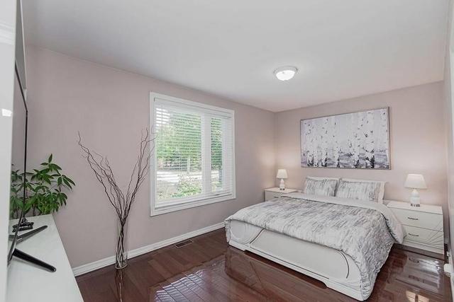 1468 Sixth Line, House detached with 2 bedrooms, 2 bathrooms and 6 parking in Oakville ON | Image 8