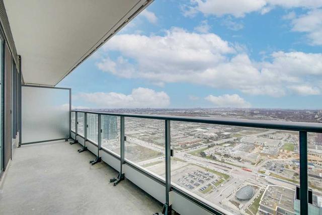 5808 - 5 Buttermill Ave, Condo with 1 bedrooms, 2 bathrooms and 1 parking in Vaughan ON | Image 24
