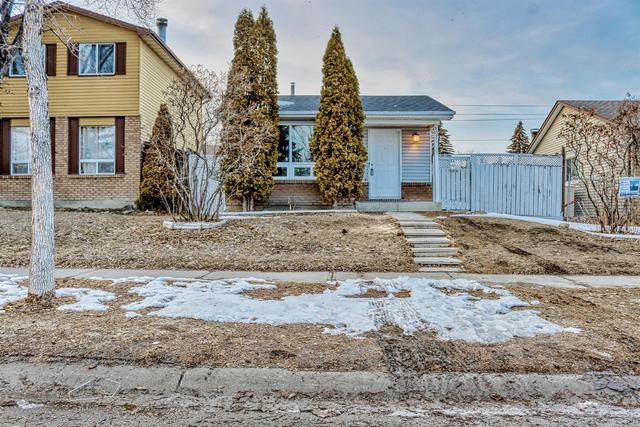 107 Erin Woods Drive Se, House detached with 5 bedrooms, 2 bathrooms and 2 parking in Calgary AB | Image 41