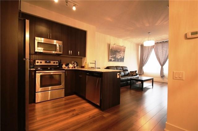 526 - 7608 Yonge St, Condo with 1 bedrooms, 1 bathrooms and 1 parking in Vaughan ON | Image 4