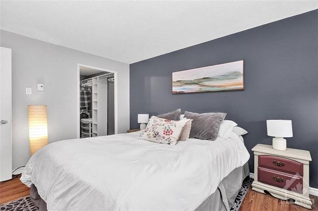 1301 - 475 Laurier Avenue, Condo with 2 bedrooms, 1 bathrooms and 1 parking in Ottawa ON | Image 14