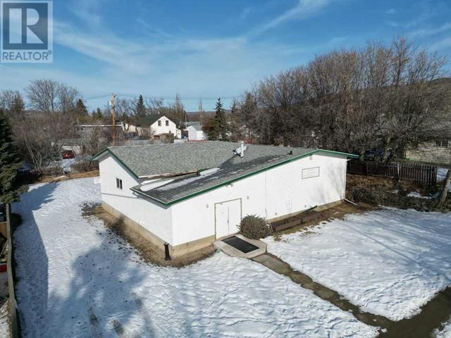 9420 85 Avenue, House detached with 1 bedrooms, 1 bathrooms and 8 parking in Peace River AB | Image 1