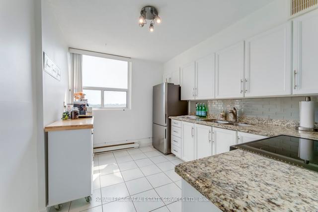 703 - 700 Dynes Rd, Condo with 2 bedrooms, 2 bathrooms and 2 parking in Burlington ON | Image 13