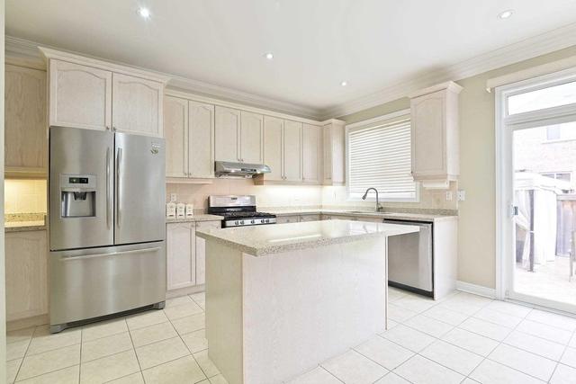 81 Watsonbrook Dr, House detached with 5 bedrooms, 5 bathrooms and 4 parking in Brampton ON | Image 6