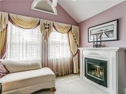 1083 Mayfair Rd, House detached with 4 bedrooms, 4 bathrooms and 2 parking in Oakville ON | Image 9